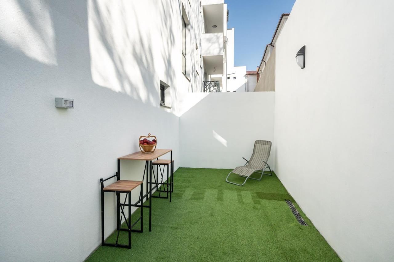 Central Apartment Diamond Bucarest Esterno foto
